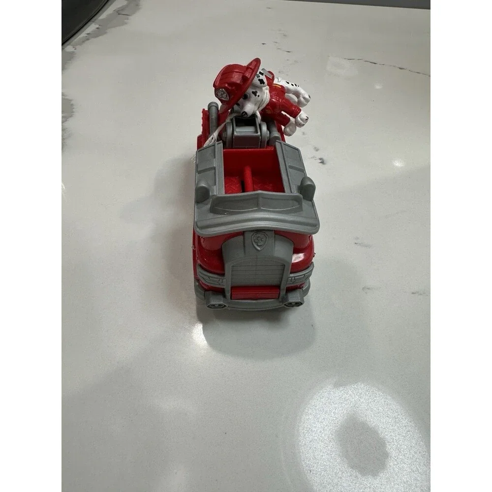 Paw Patrol Marshall Figure & Red Fire Engine Truck Toy for Kids Spin Master
